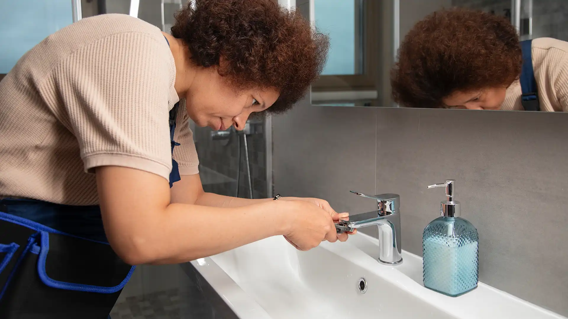Handyman in London for fixing dripping taps.