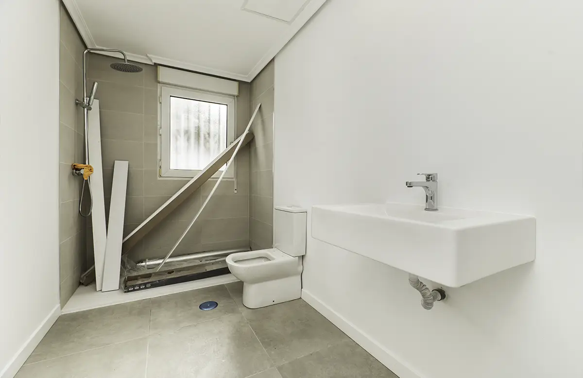 Professional tradesperson carrying out home renovation work in London